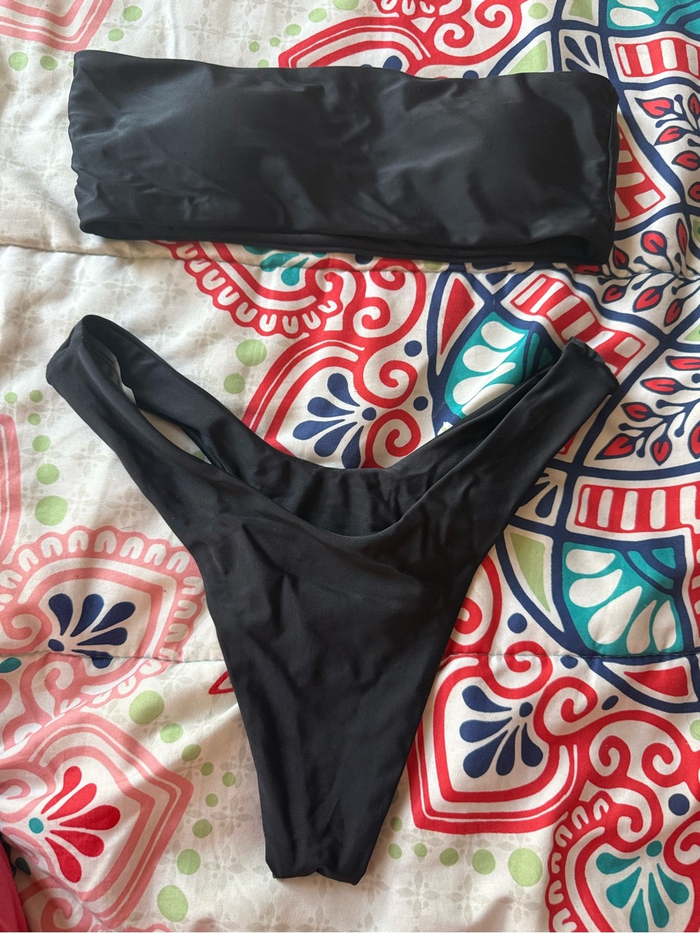Shein Women's Black Bandeau Bikini Set - Classic Swimwear